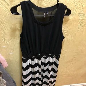 Long no sleeve maxi dress